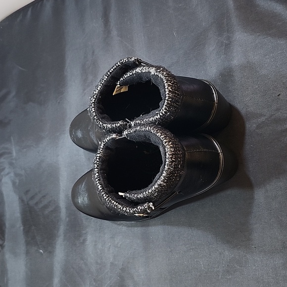 JFURY ZIPPER CLOSURE WOMEN'S ANKLE BOOTIE - Picture 4 of 15